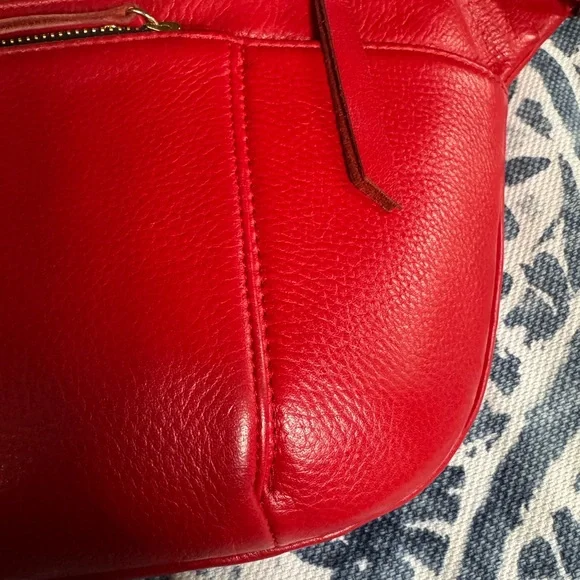TAH Commuter Bag w/ detachable strap. Red Leather. - Picture 6 of 10